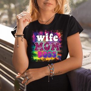 Rainbow wife mom boss ready to pres …